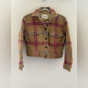 Wilfred Free by Aritzia The Ganna Cropped Shirt Jacket Tan Plaid XS